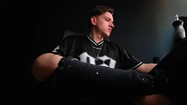 FelixStarkk – Live XXX-chat