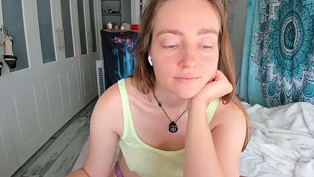 LiaSasha's Live XXX Chat