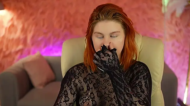 Chatroom XXX en direct de GingerPinky