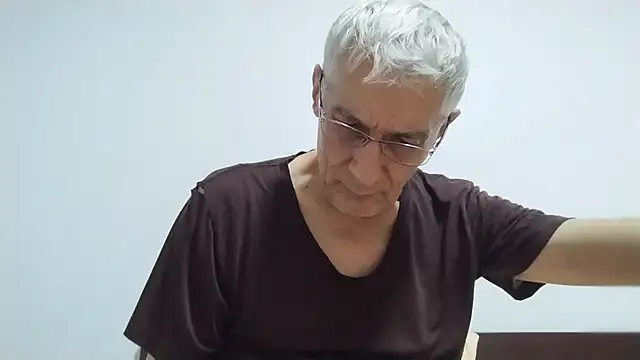 BIGUNCUTHARDCOCK Chat XXX in diretta