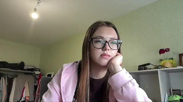 NidaYarde's Webcam Show