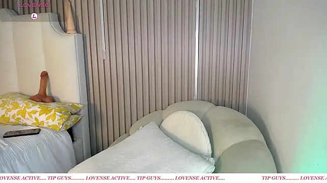 XXX chat uživo modela Canili_Hot