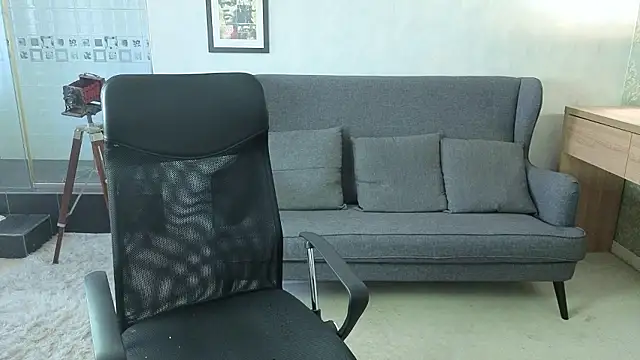 XXX chat uživo modela KaydenDrew