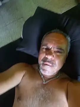 Chat +18 de andre12067 ao vivo