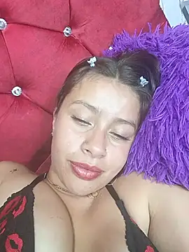 Chat +18 de SofiaKs ao vivo