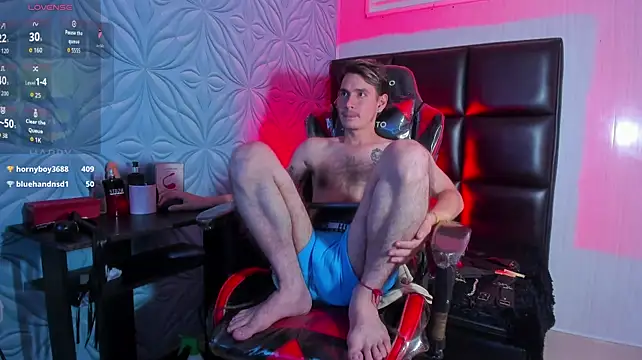 Chatroom XXX en direct de Mikesub_