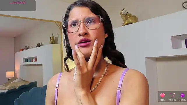 AmbarOnix Chat XXX in diretta