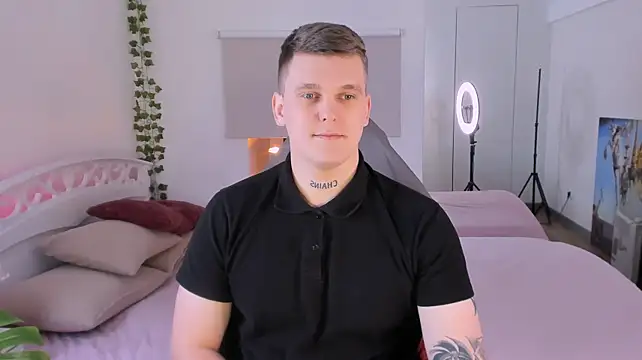 HotVanee Live XXX Chat