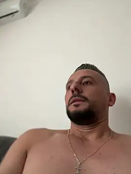 دردشة InsaneMattt الجنسية المباشرة
