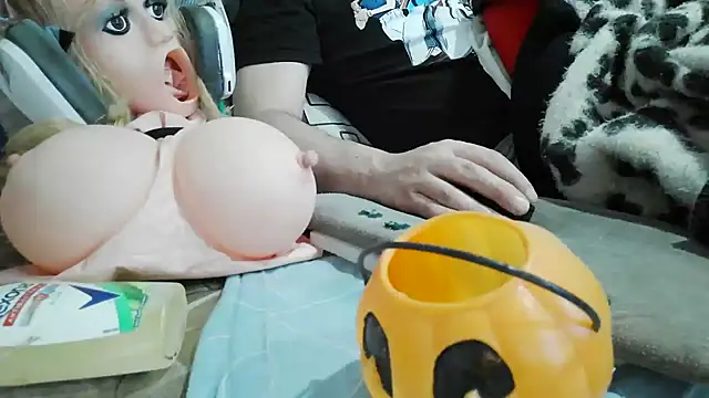 messi_syssy élő XXX-chatje