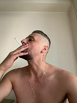 InsaneMattt live XXX chat