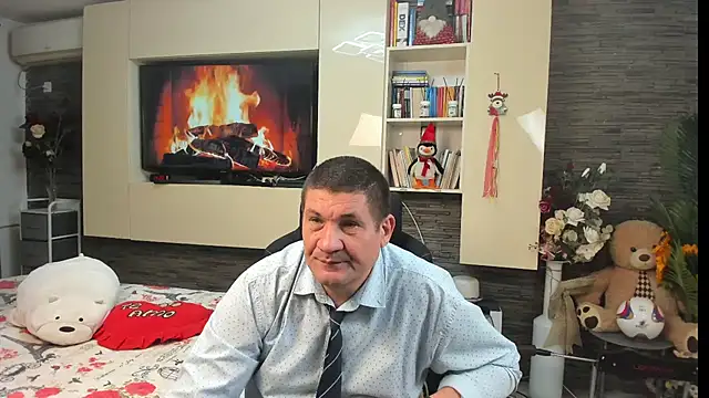 SpartacusDaddy48 Chat XXX live