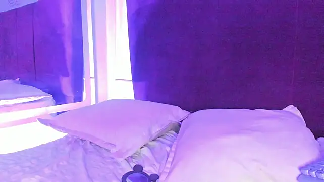 Sofi_Fox_ live XXX chat