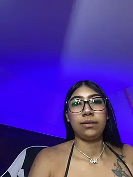 Chat +18 de chanell_ec ao vivo