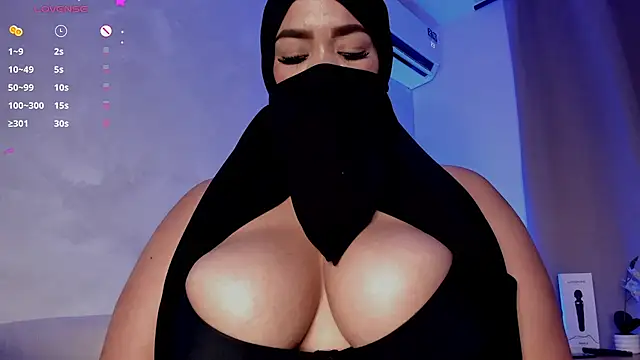 Chat +18 de thaira_aly ao vivo