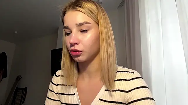 PickmeGirl – Naživo XXX chat