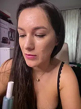 HotXMom_ Chat XXX in diretta