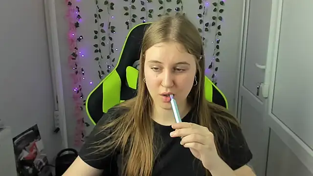 ViolaSecret – Naživo XXX chat