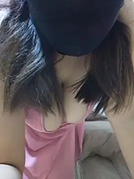 Živý XXX chat Hotsirine