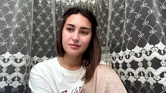 FlossieTroth's Live XXX Chat