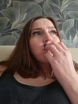 MilaMature Chat XXX in diretta