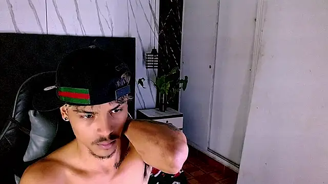 Czat XXX na żywo – Angel_foxc13