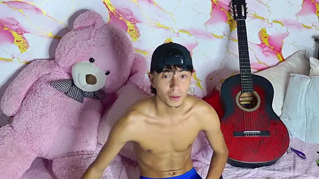 Oliver_blake: онлайн-секс-чат