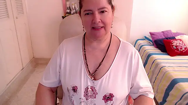 leonela_69 Chat XXX live