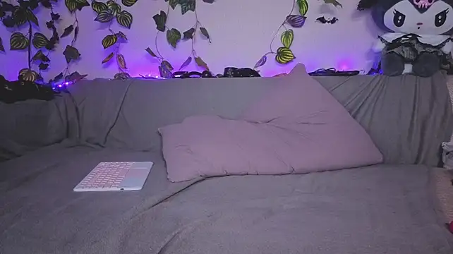 kawai_kittypus Adlı Modelin Canlı XXX Sohbeti