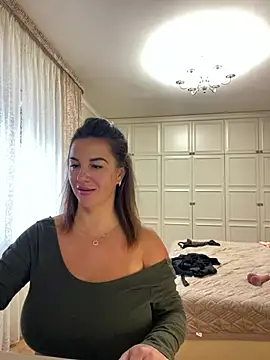 XXX chat uživo modela Dina0908