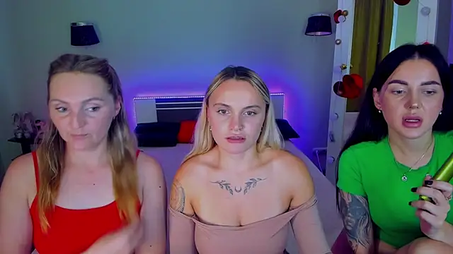 צ'אט XXX בשידור חי של MagicEyess