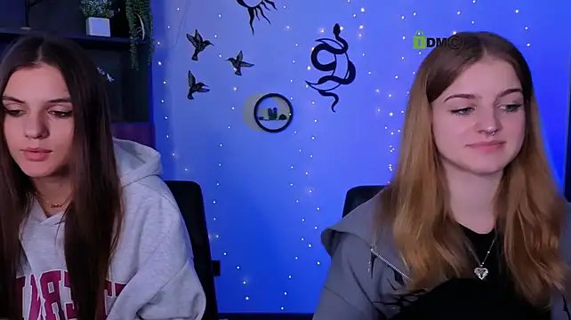 lisa_dark_ Live XXX Chat