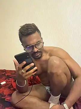 bhagihero's Live XXX Chat