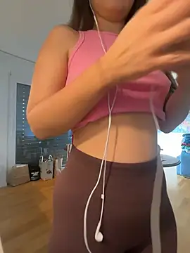 TheCinderella's Live XXX Chat