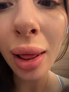 Coconut_milk Live XXX-chat