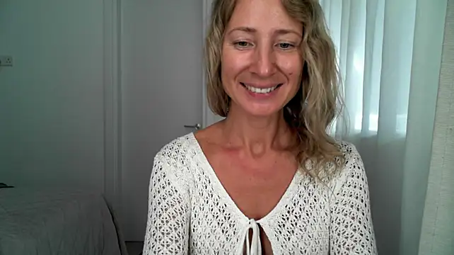 aurelline's Live XXX Chat