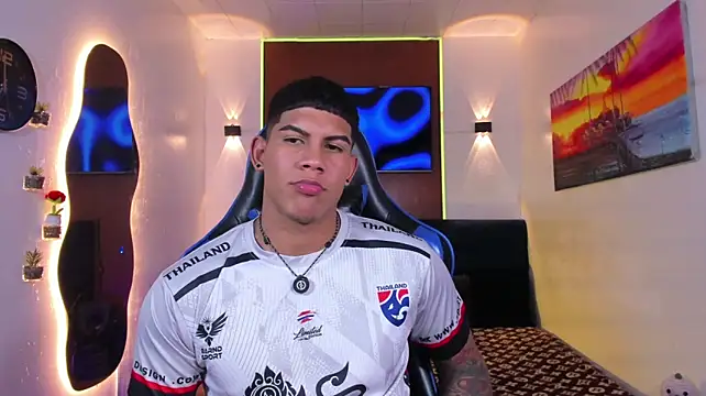 Damian_latinxxx's Live XXX Chat