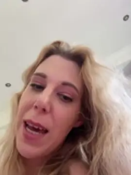 Chat XXX en directo de PrincessKikiZa
