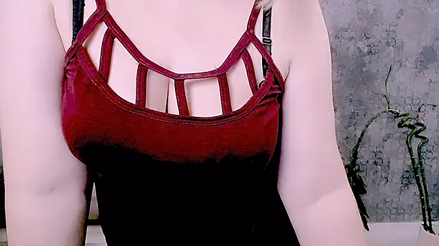 Djullia Live XXX-chat