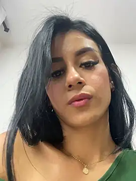 Lau_val69 Adlı Modelin Canlı XXX Sohbeti