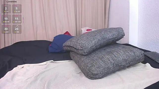 max_ed: απευθείας συνομιλία ΧΧΧ