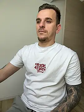 Huge_cock22cm's Live XXX Chat
