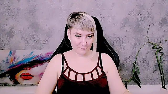 Djullia's Live XXX Chat