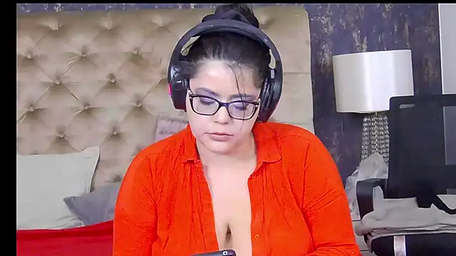 AriaRussell's Live XXX Chat