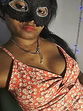 Chatroom XXX en direct de DIRTYSECRET_QUEEN_07