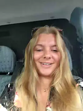 Vixen-Addiction Adlı Modelin Canlı XXX Sohbeti