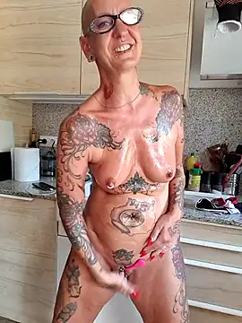 Emma_Milf25のライブXXXチャット