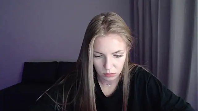 HitGyrl's Live XXX Chat