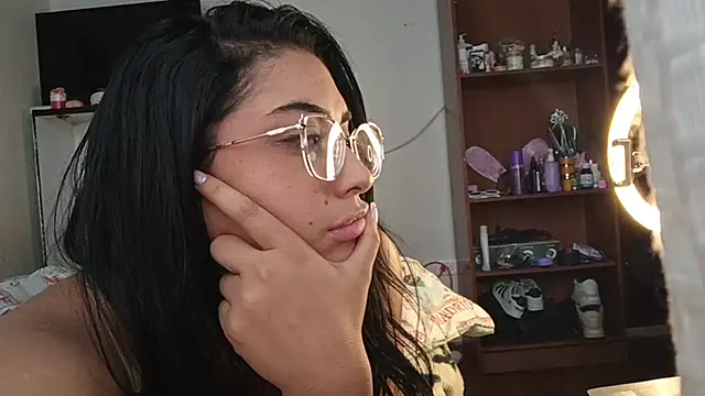 XXX chat uživo modela Lanaaa_222