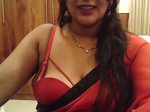 Spandana_Sweety live XXX chat